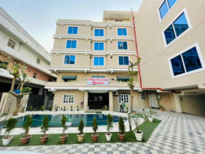 Airport Hotel The Grand Shoba